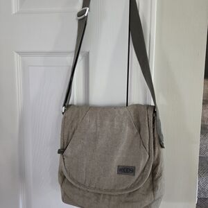 Keen Unisex Tan Messenger Bag